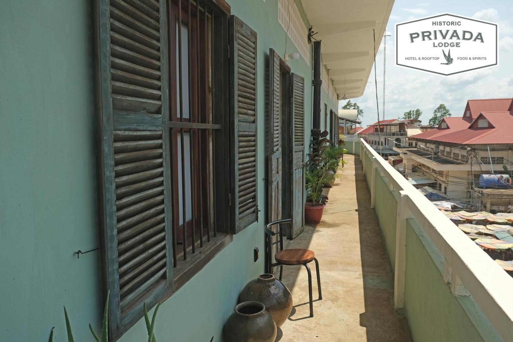 Privada Lodge - Historic Hotel Kratie Buitenkant foto